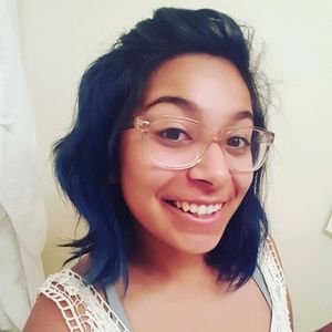 Meet your Posher, Micaela